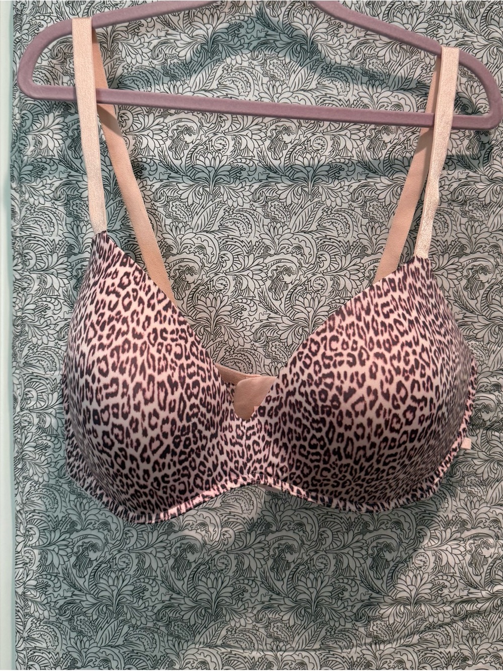 Victoria's Secret Padded Wireless T-Shirt Bra- Blush & Burgundy Leopard, 40DD